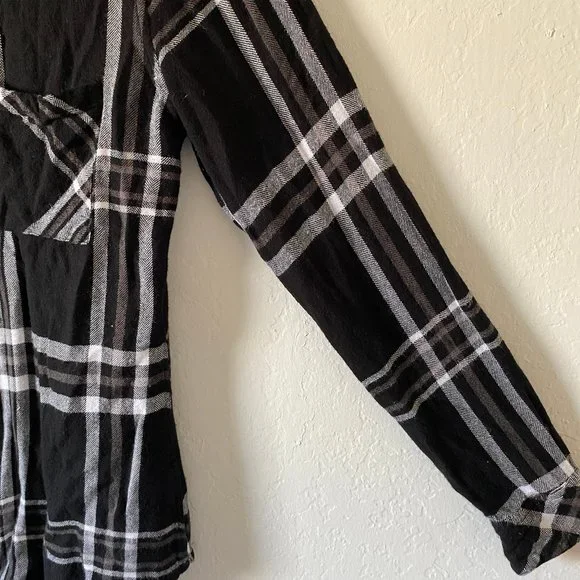 Rails Womens Shirt Button Down Plaid Black Size XS Long Sleeves Casual Soft Top - Picture 4 of 11